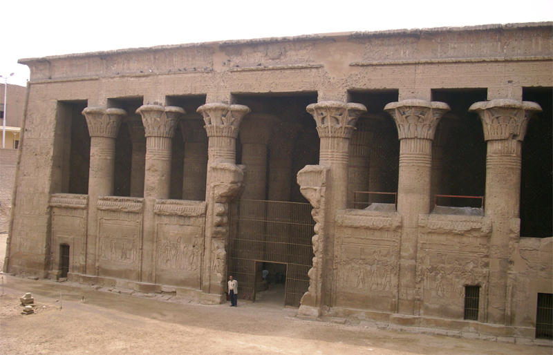 Esna temple